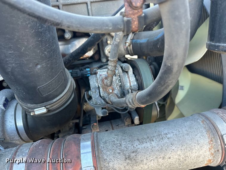 image for item FK1573 2015 Freightliner Cascadia  semi truck