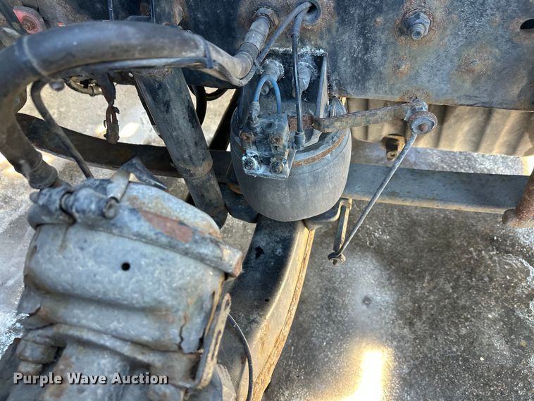 image for item FK1573 2015 Freightliner Cascadia  semi truck