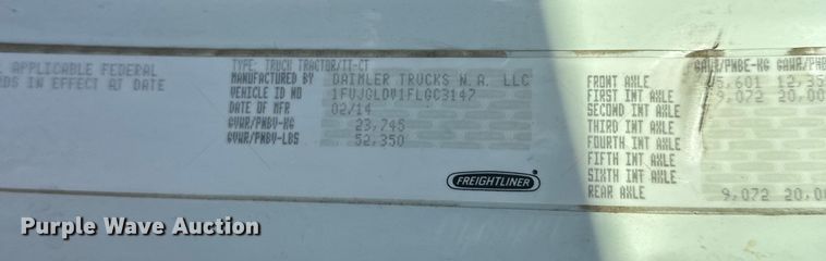 image for item FK1573 2015 Freightliner Cascadia  semi truck