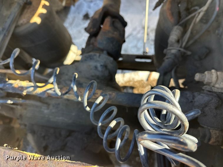 image for item FK1577 2015 Mack CXU613 semi truck