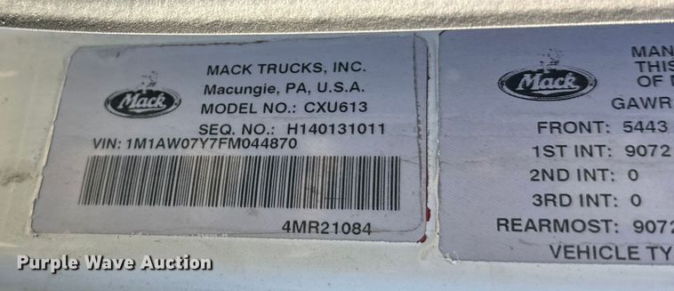 image for item FK1577 2015 Mack CXU613 semi truck