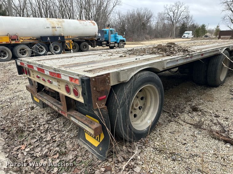 image for item FK1763 2005 Fontaine drop deck trailer