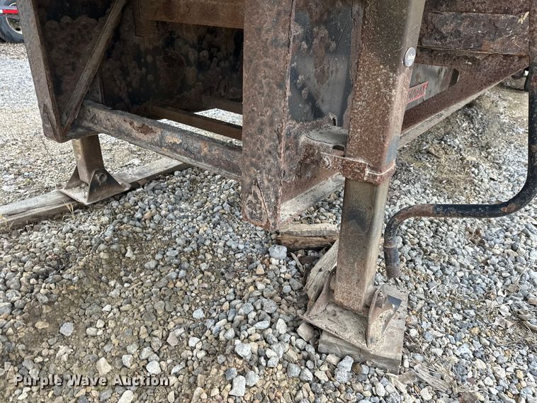 image for item FK1763 2005 Fontaine drop deck trailer