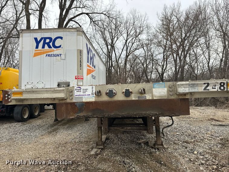 image for item FK1763 2005 Fontaine drop deck trailer