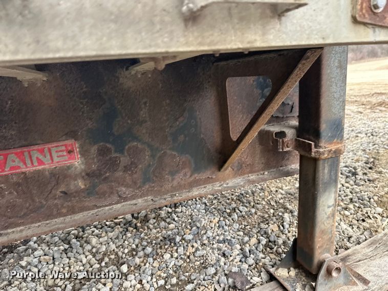 image for item FK1763 2005 Fontaine drop deck trailer