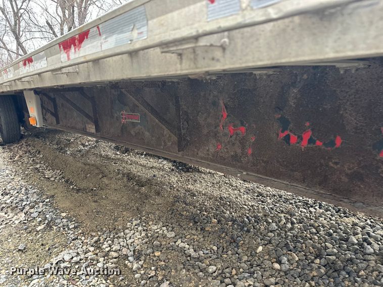 image for item FK1763 2005 Fontaine drop deck trailer