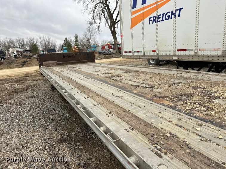 image for item FK1763 2005 Fontaine drop deck trailer