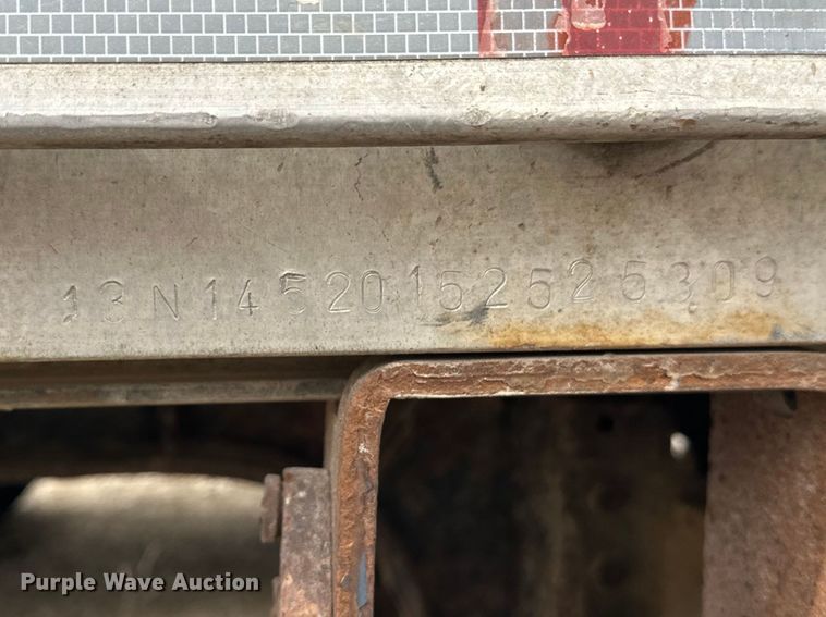 image for item FK1763 2005 Fontaine drop deck trailer