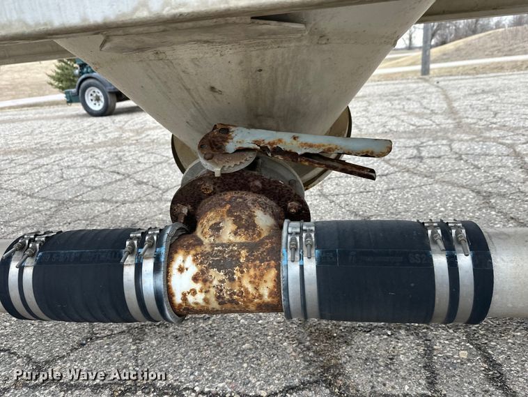 image for item FK1764 1989 Fruehauf HAB-T2-J 1000 pneumatic dry bulk trailer