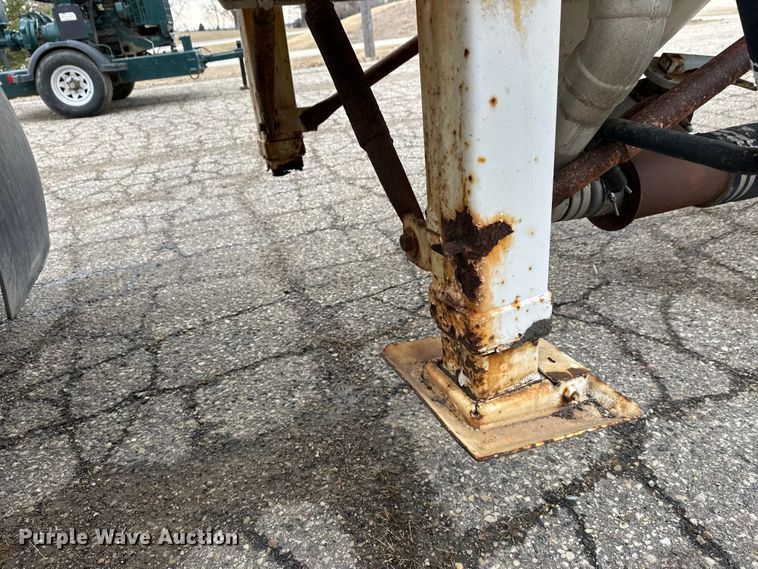 image for item FK1764 1989 Fruehauf HAB-T2-J 1000 pneumatic dry bulk trailer