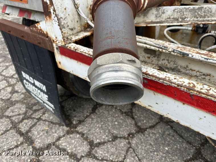 image for item FK1764 1989 Fruehauf HAB-T2-J 1000 pneumatic dry bulk trailer