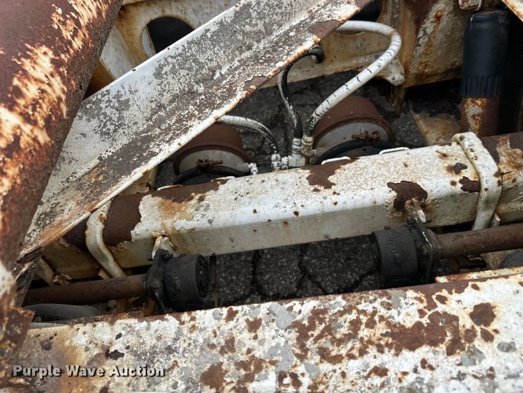 image for item FK1764 1989 Fruehauf HAB-T2-J 1000 pneumatic dry bulk trailer