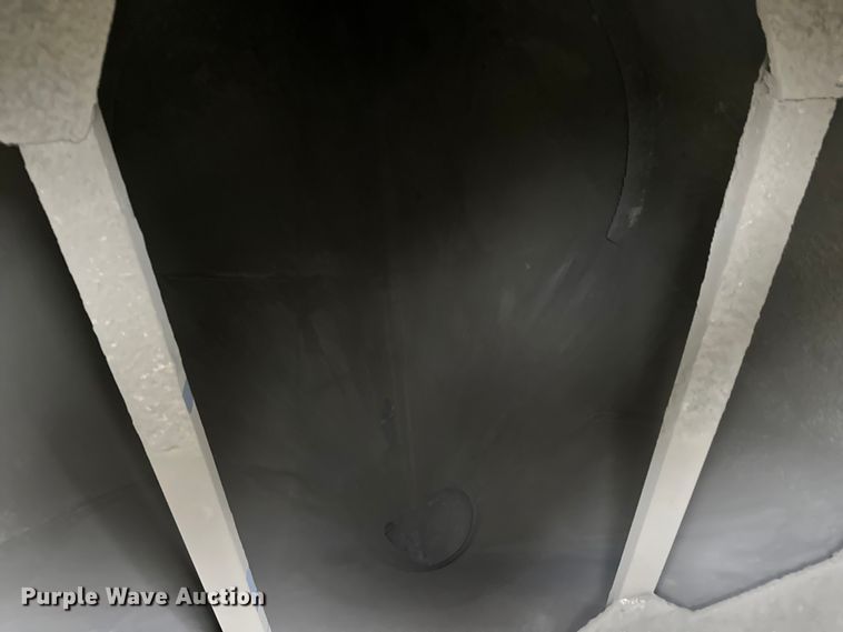 image for item FK1764 1989 Fruehauf HAB-T2-J 1000 pneumatic dry bulk trailer