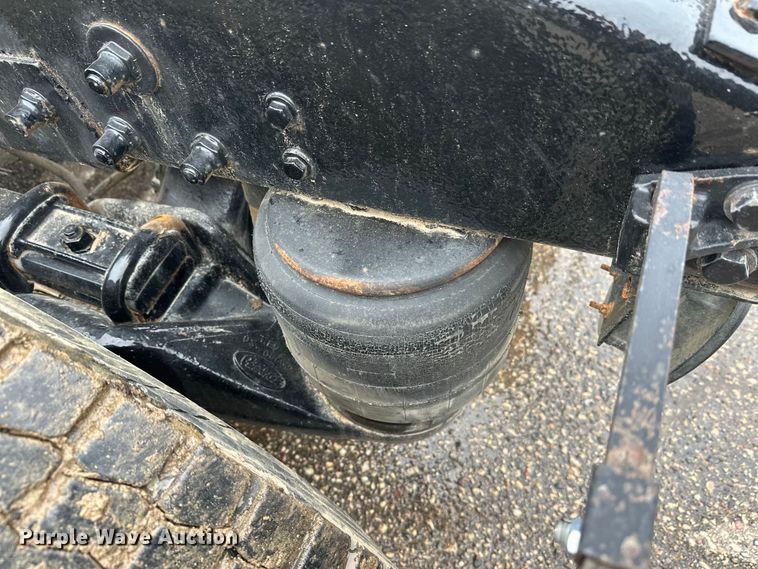 image for item FK1769 2006 Peterbilt 379 semi truck