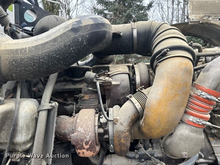 image for item FK1769 2006 Peterbilt 379 semi truck