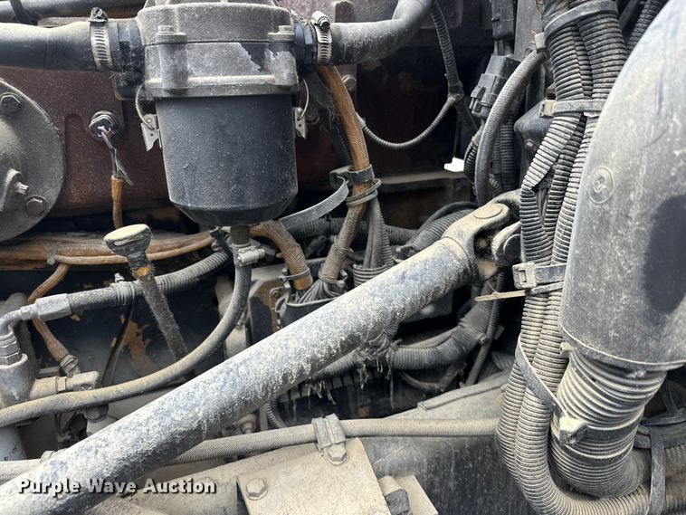 image for item FK1769 2006 Peterbilt 379 semi truck