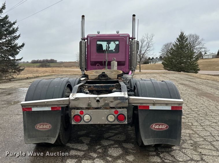 image for item FK1770 1999 Peterbilt 379 semi truck