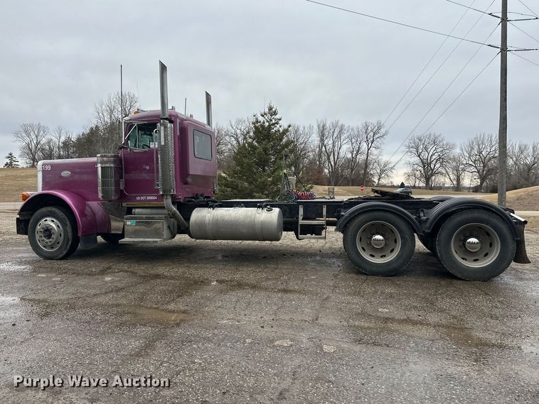 image for item FK1770 1999 Peterbilt 379 semi truck