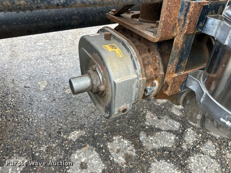 image for item FK1770 1999 Peterbilt 379 semi truck