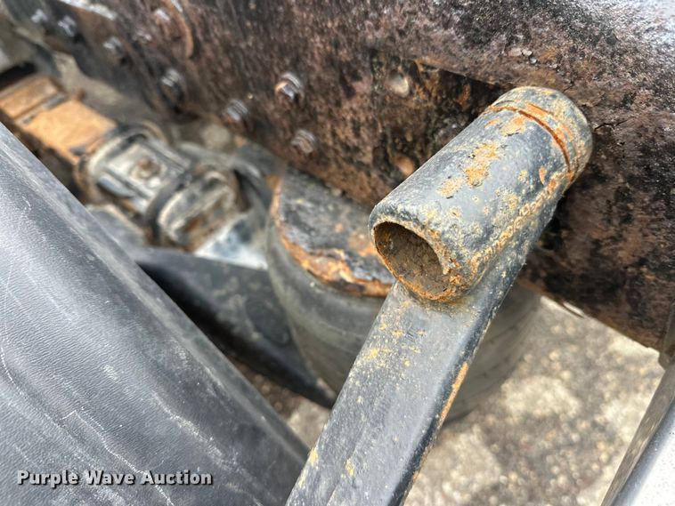 image for item FK1770 1999 Peterbilt 379 semi truck