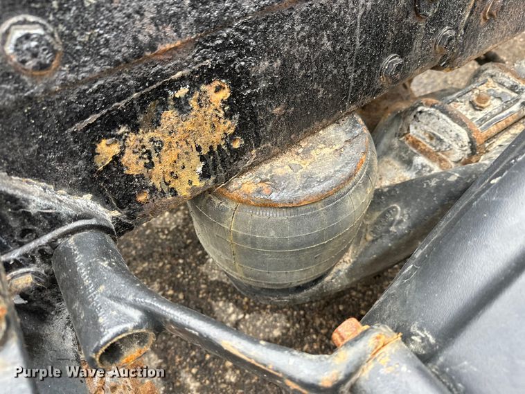 image for item FK1770 1999 Peterbilt 379 semi truck