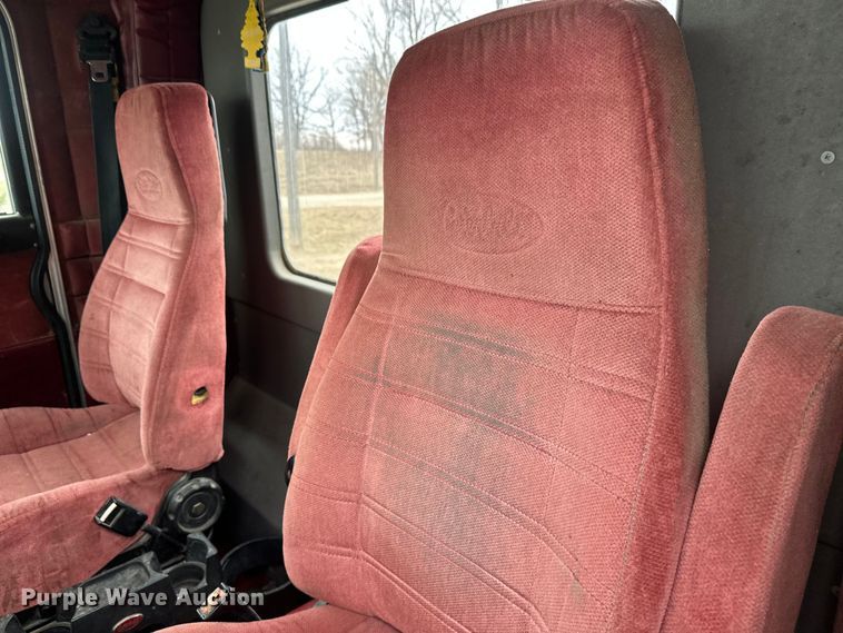 image for item FK1770 1999 Peterbilt 379 semi truck