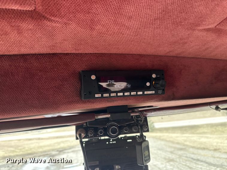 image for item FK1770 1999 Peterbilt 379 semi truck