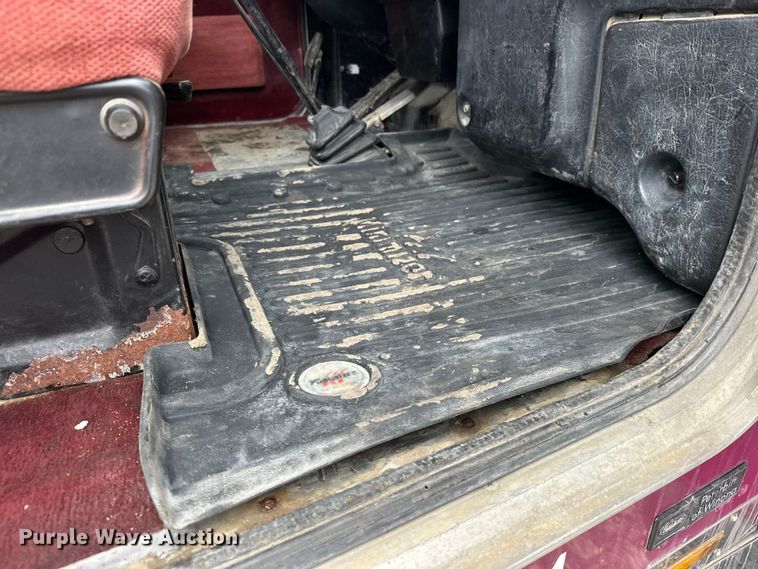 image for item FK1770 1999 Peterbilt 379 semi truck