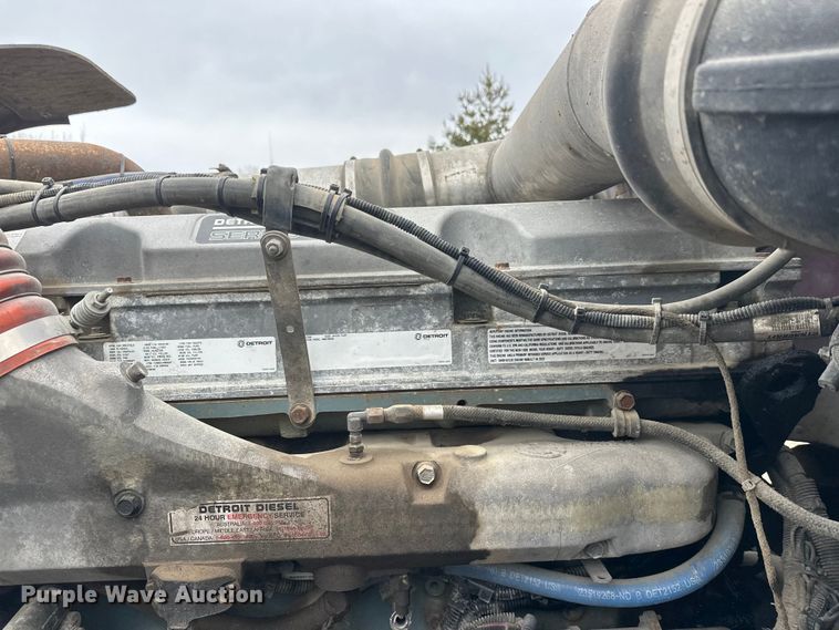 image for item FK1770 1999 Peterbilt 379 semi truck