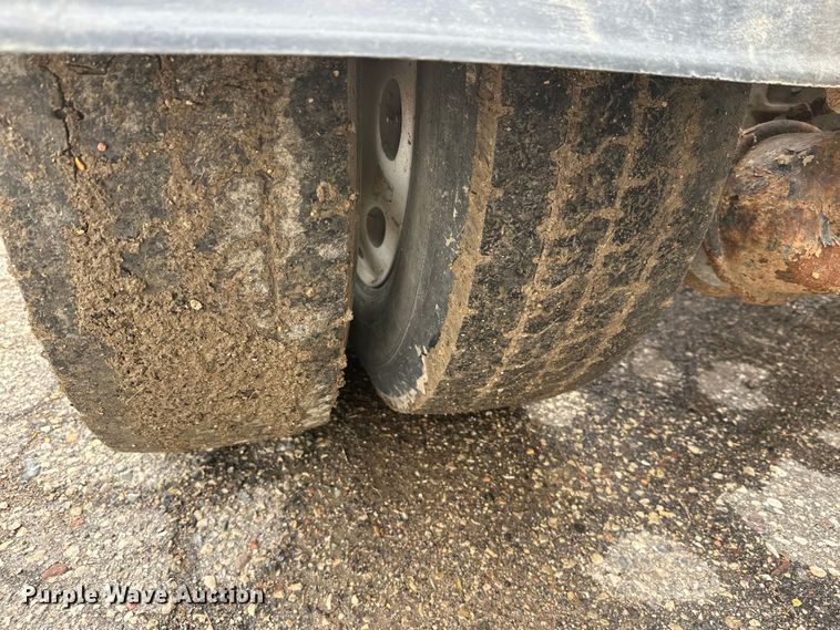 image for item FK1770 1999 Peterbilt 379 semi truck