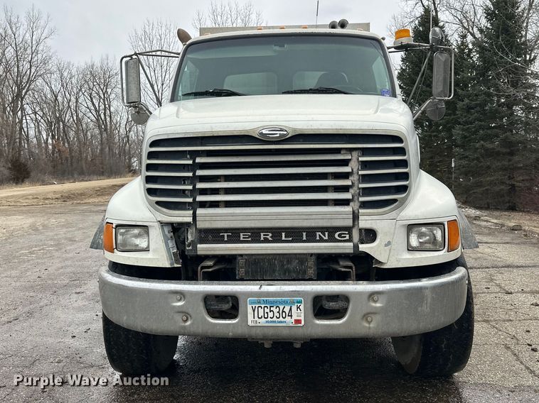 image for item FK1771 2001 Sterling L9500 dump truck