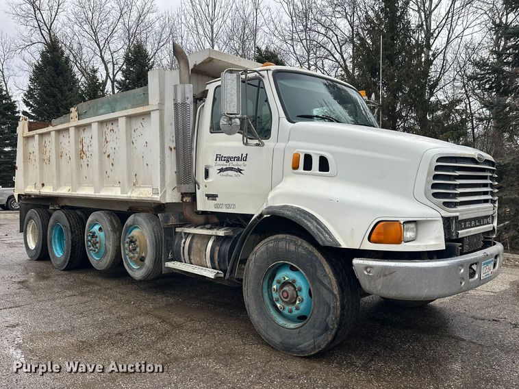 image for item FK1771 2001 Sterling L9500 dump truck