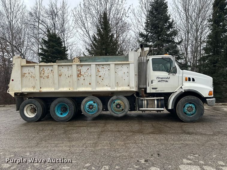 image for item FK1771 2001 Sterling L9500 dump truck