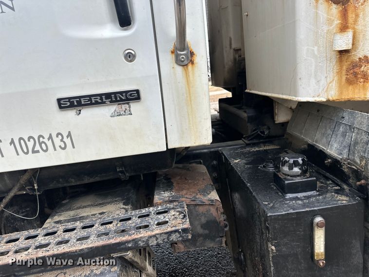 image for item FK1771 2001 Sterling L9500 dump truck