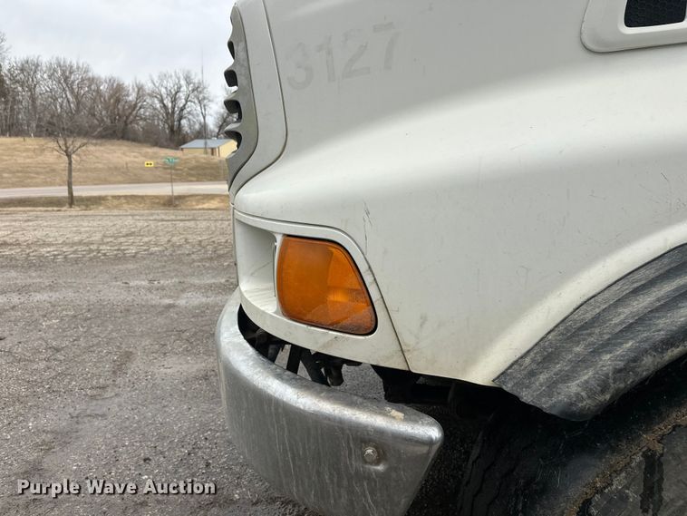 image for item FK1771 2001 Sterling L9500 dump truck