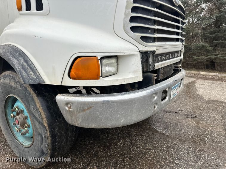 image for item FK1771 2001 Sterling L9500 dump truck