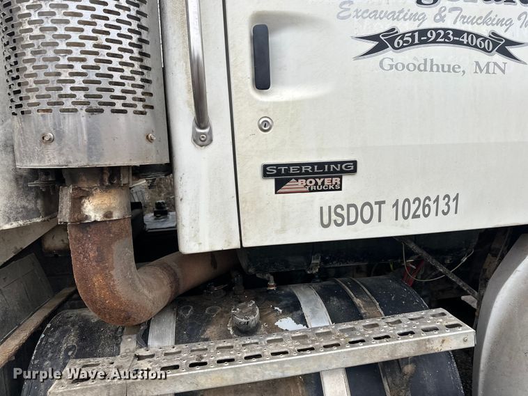 image for item FK1771 2001 Sterling L9500 dump truck