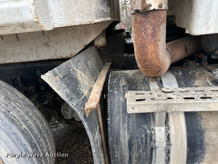 image for item FK1771 2001 Sterling L9500 dump truck