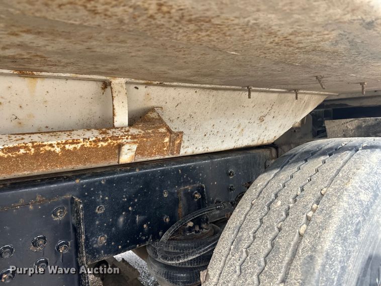 image for item FK1771 2001 Sterling L9500 dump truck