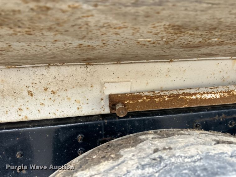 image for item FK1771 2001 Sterling L9500 dump truck