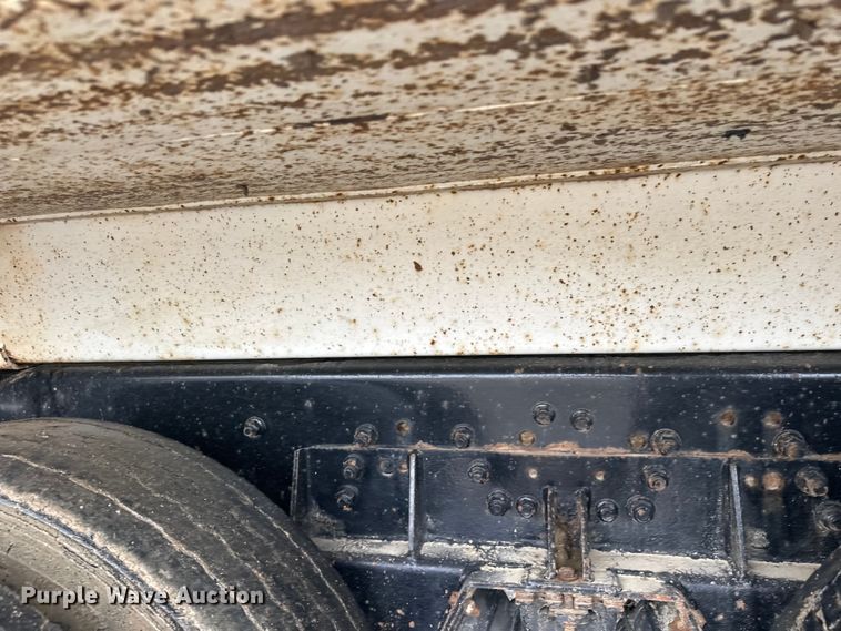 image for item FK1771 2001 Sterling L9500 dump truck