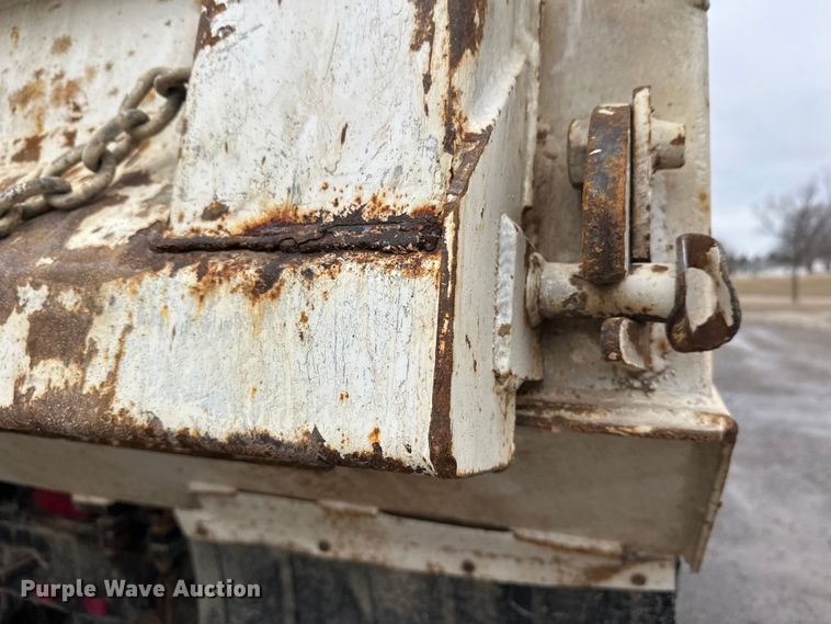 image for item FK1771 2001 Sterling L9500 dump truck