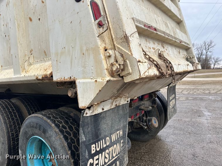 image for item FK1771 2001 Sterling L9500 dump truck