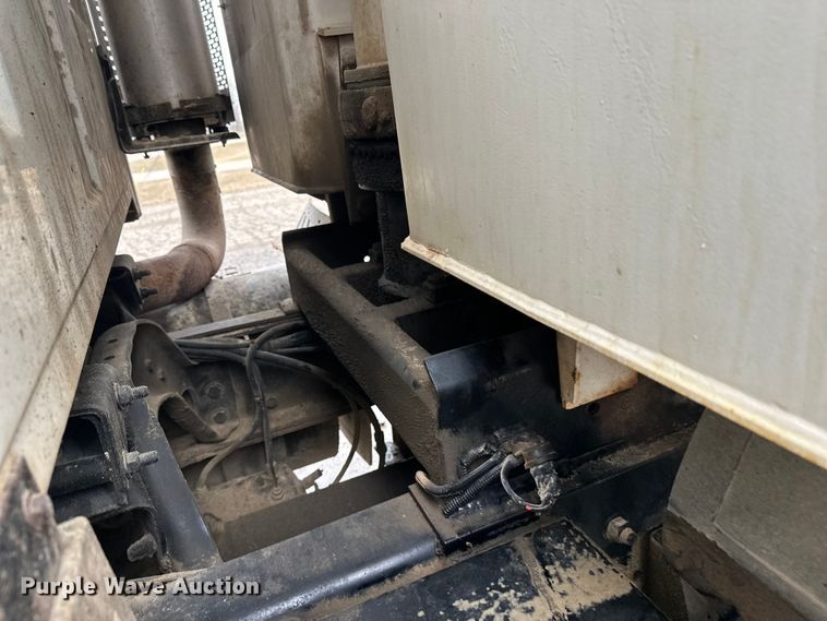 image for item FK1771 2001 Sterling L9500 dump truck