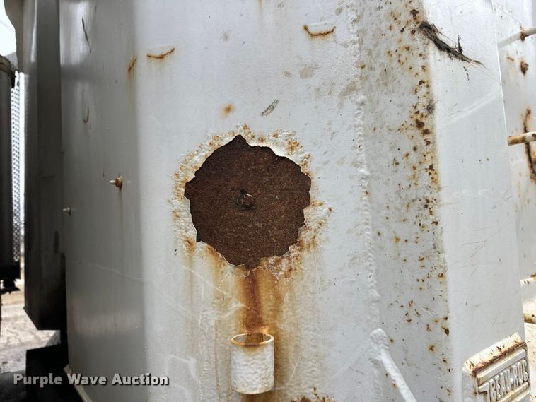 image for item FK1771 2001 Sterling L9500 dump truck