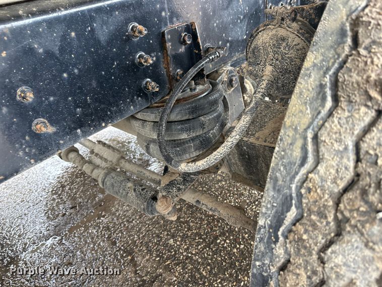 image for item FK1771 2001 Sterling L9500 dump truck