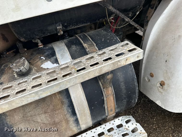 image for item FK1771 2001 Sterling L9500 dump truck