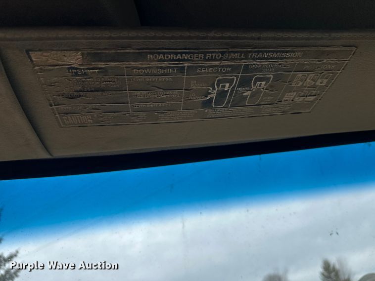 image for item FK1771 2001 Sterling L9500 dump truck