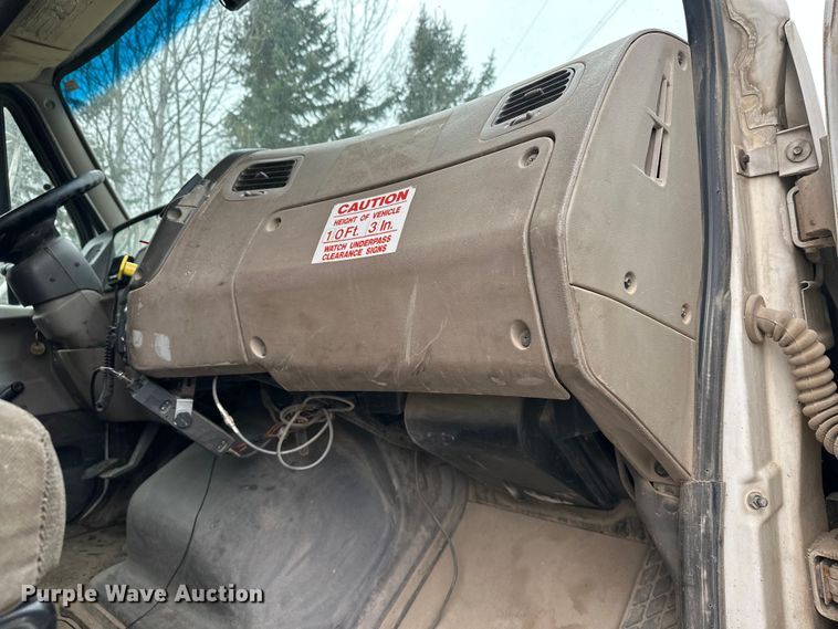 image for item FK1771 2001 Sterling L9500 dump truck