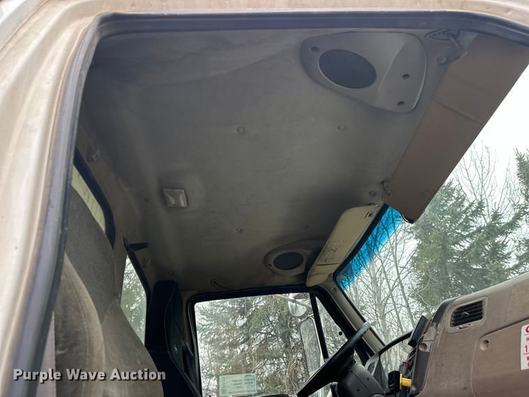 image for item FK1771 2001 Sterling L9500 dump truck